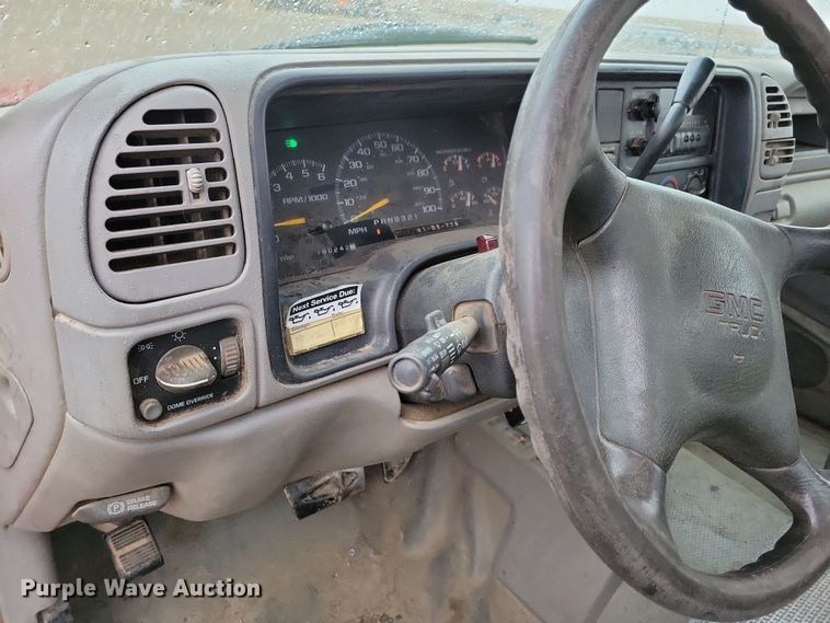 image for item NB9871 1999 GMC Sierra 2500 pickup truck