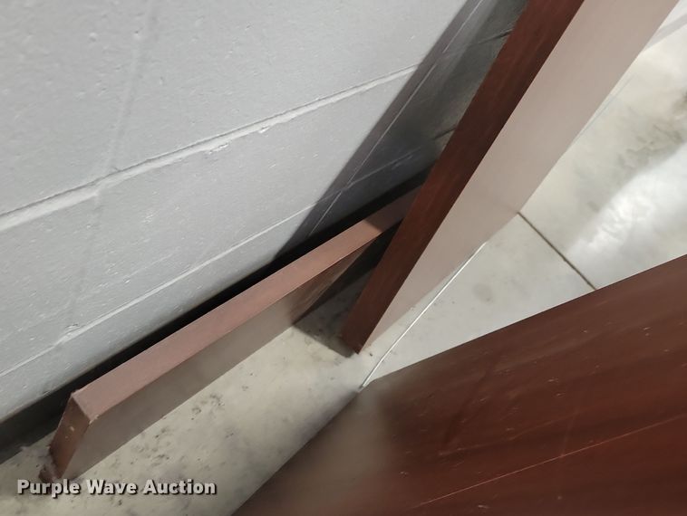 image for item NB9894 Table