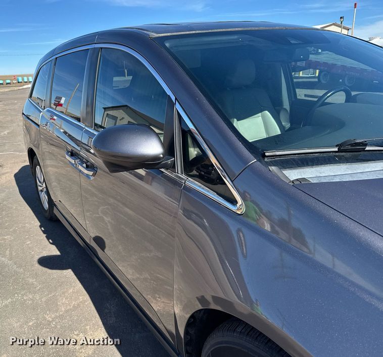 image for item NN9594 2014 Honda Odyssey van