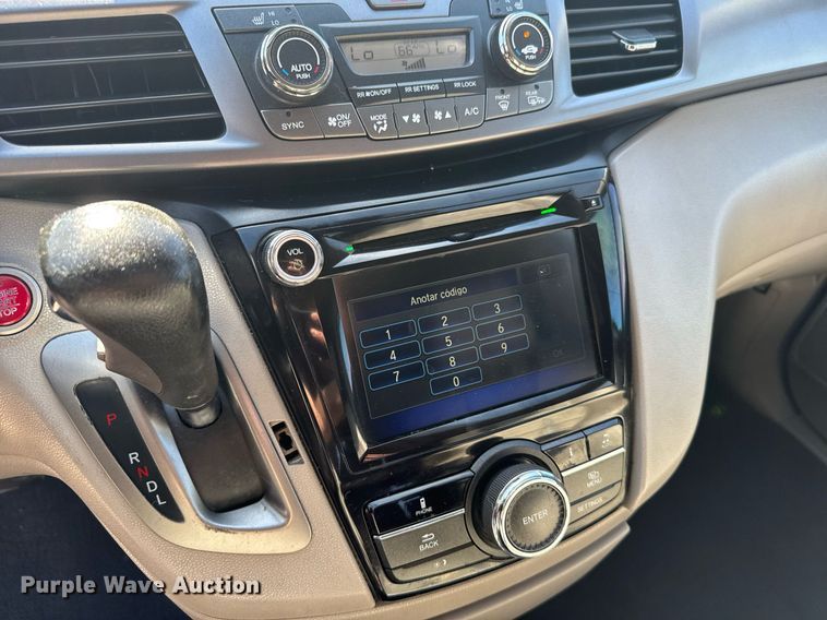 image for item NN9594 2014 Honda Odyssey van