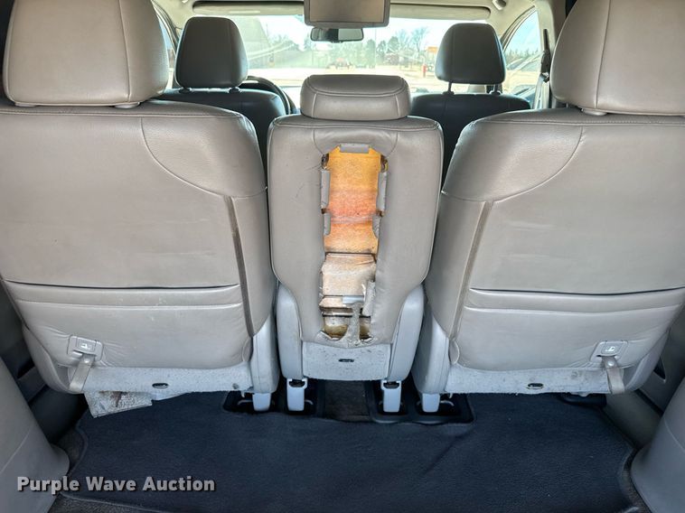 image for item NN9594 2014 Honda Odyssey van