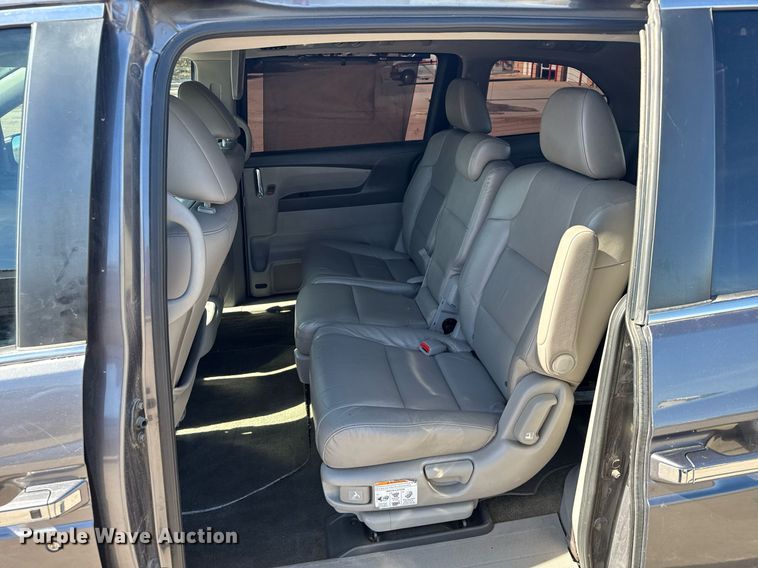 image for item NN9594 2014 Honda Odyssey van