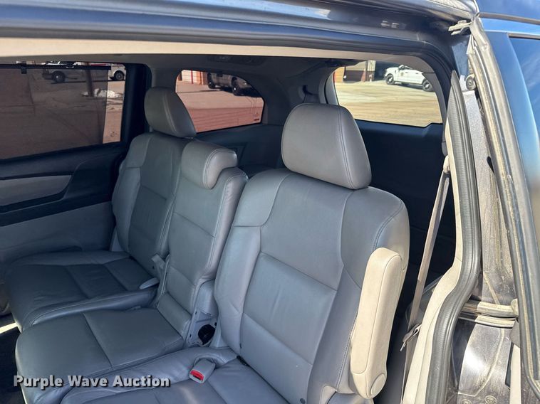 image for item NN9594 2014 Honda Odyssey van