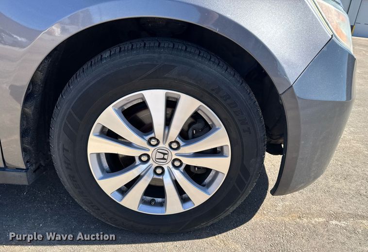 image for item NN9594 2014 Honda Odyssey van