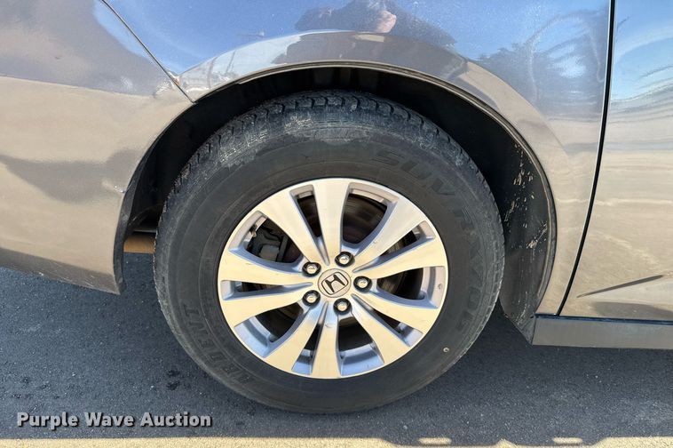 image for item NN9594 2014 Honda Odyssey van