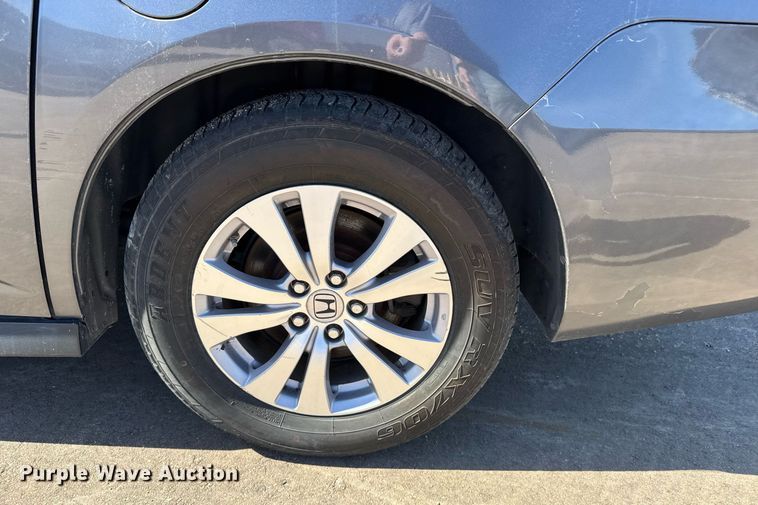 image for item NN9594 2014 Honda Odyssey van