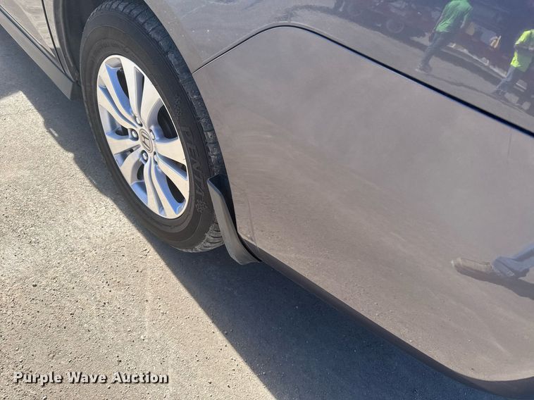 image for item NN9597 2015 Honda Odyssey van