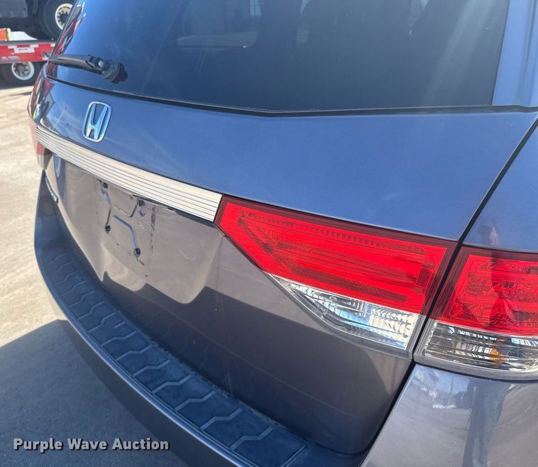 image for item NN9597 2015 Honda Odyssey van