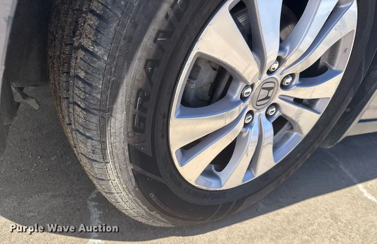 image for item NN9597 2015 Honda Odyssey van