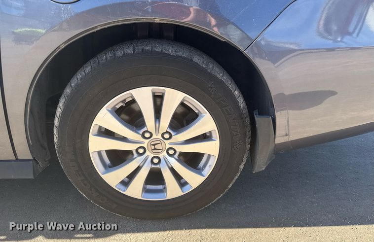 image for item NN9597 2015 Honda Odyssey van