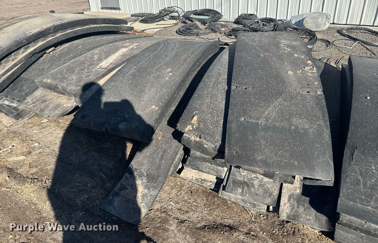 image for item NN9614 Rubber speed bumps