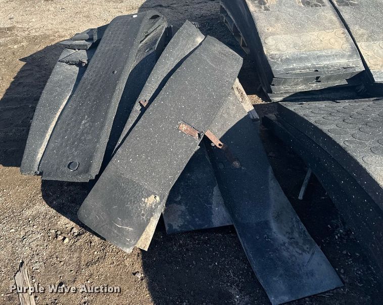 image for item NN9614 Rubber speed bumps