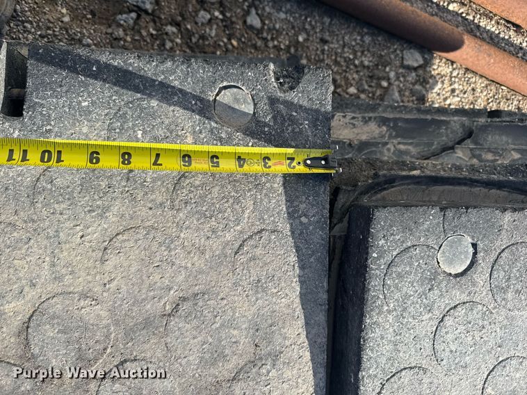 image for item NN9614 Rubber speed bumps