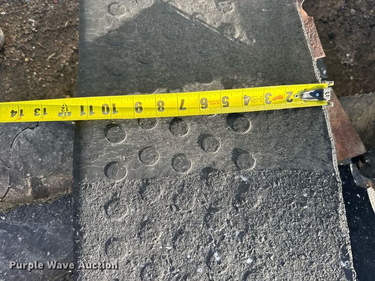 image for item NN9614 Rubber speed bumps