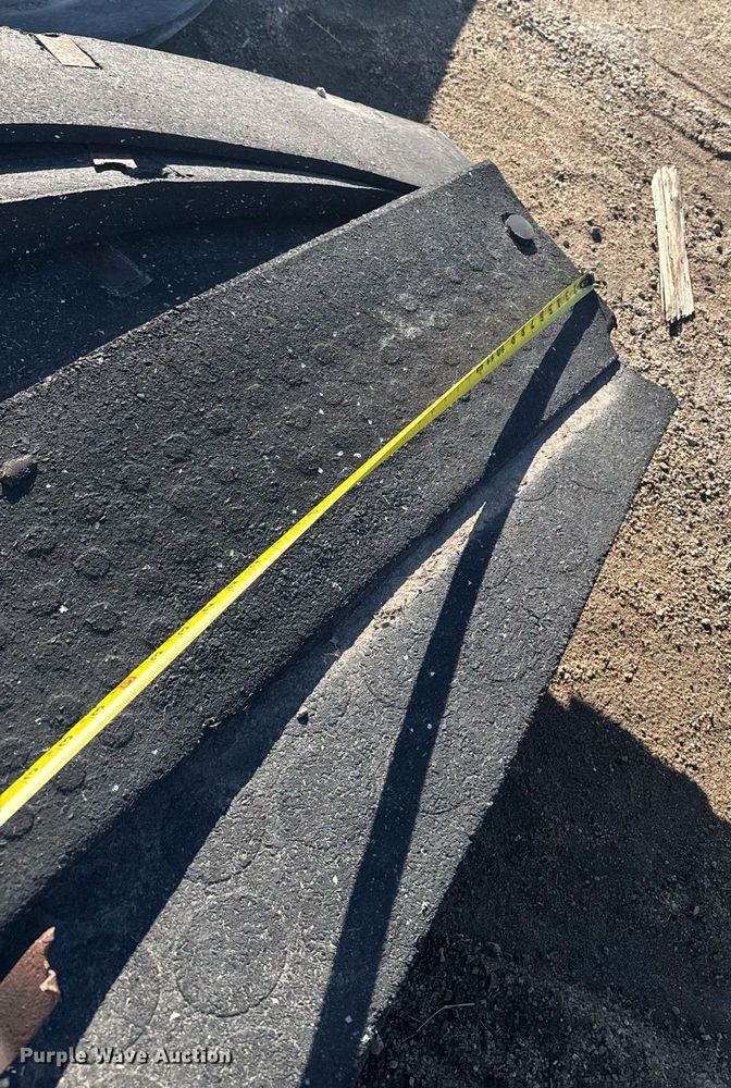 image for item NN9614 Rubber speed bumps