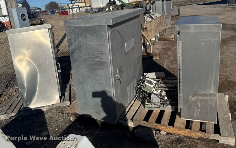 image for item NN9618 (7) Eagle Signal traffic control boxes