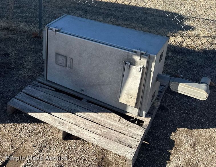 image for item NN9618 (7) Eagle Signal traffic control boxes