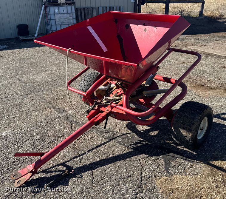 image for item NN9621 Lely spreader