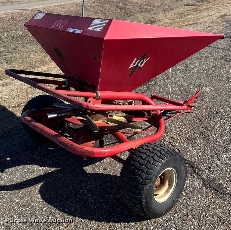 image for item NN9621 Lely spreader