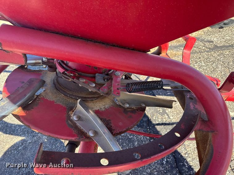 image for item NN9621 Lely spreader