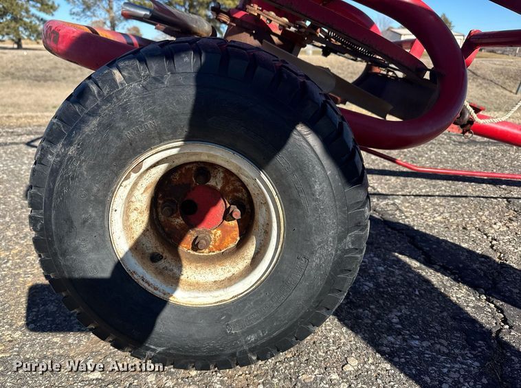 image for item NN9621 Lely spreader