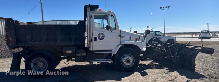 image for item NN9625 1998 Freightliner FL80 dump truck