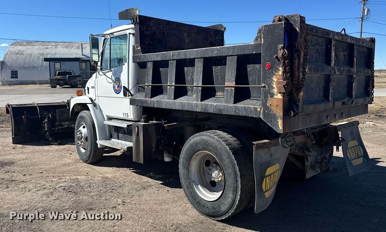 image for item NN9625 1998 Freightliner FL80 dump truck