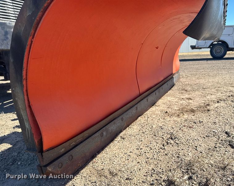 image for item NN9625 1998 Freightliner FL80 dump truck