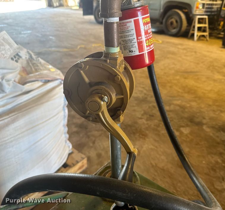 image for item NN9631 Transfer tank