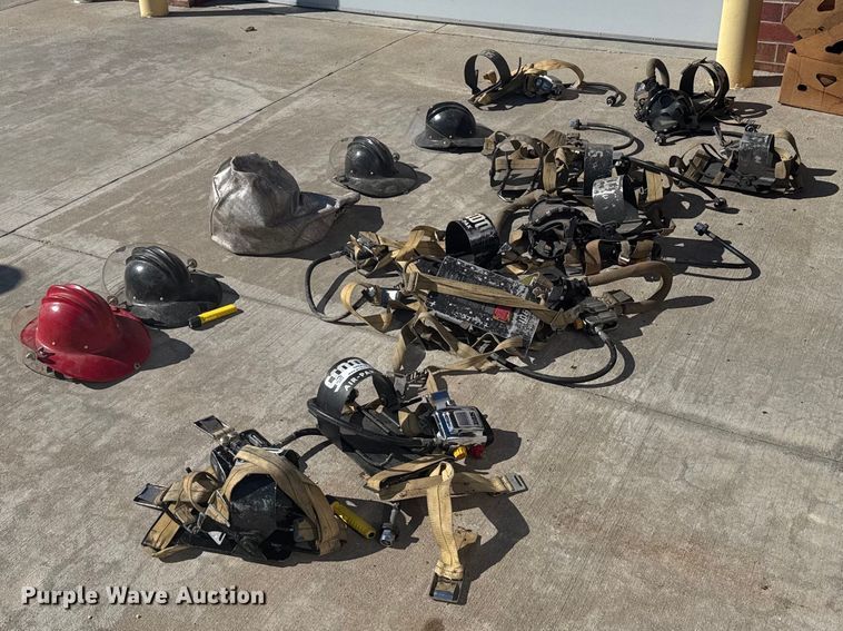 image for item NN9633 SCBA masks and helmets