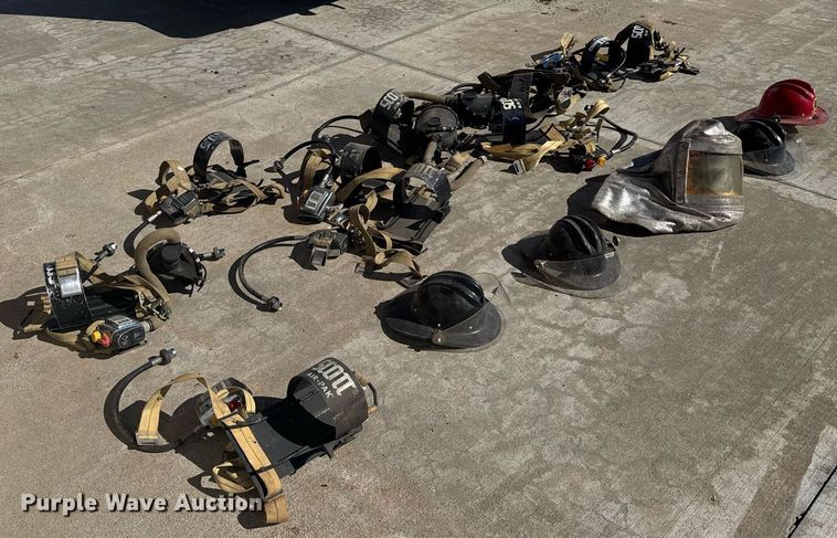 image for item NN9633 SCBA masks and helmets