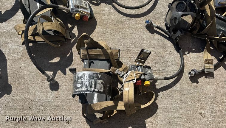 image for item NN9633 SCBA masks and helmets