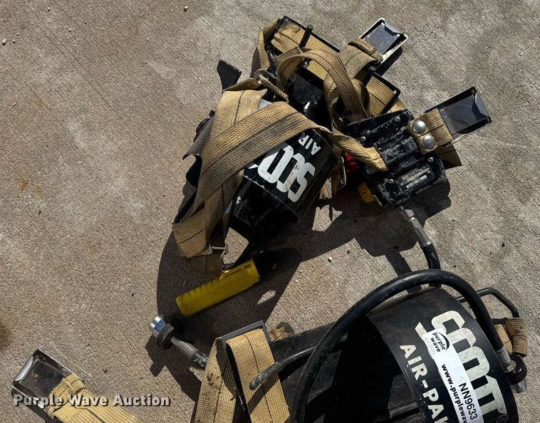 image for item NN9633 SCBA masks and helmets