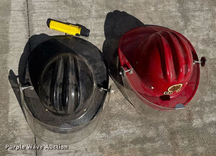 image for item NN9633 SCBA masks and helmets