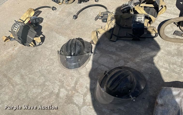 image for item NN9633 SCBA masks and helmets