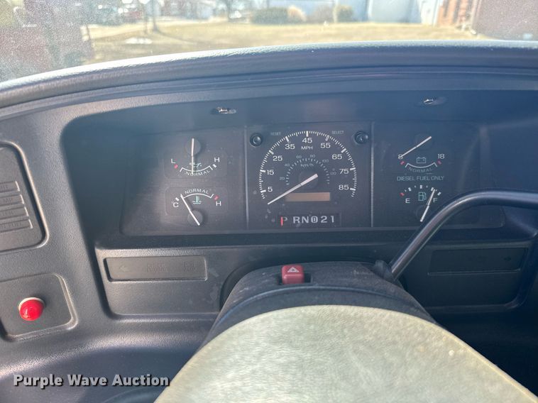 image for item NN9634 1994 Ford E350 ambulance