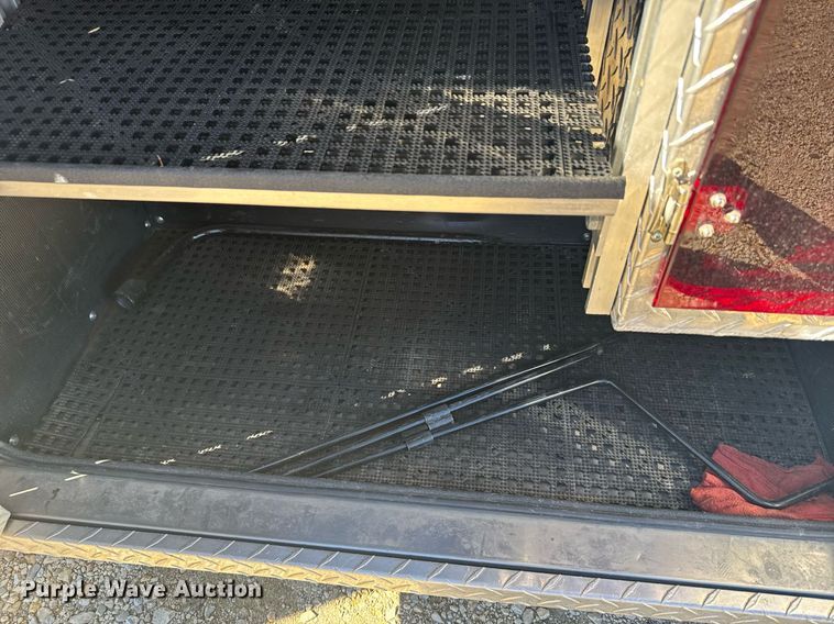 image for item NN9634 1994 Ford E350 ambulance