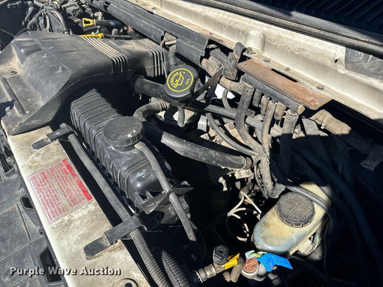 image for item NN9634 1994 Ford E350 ambulance