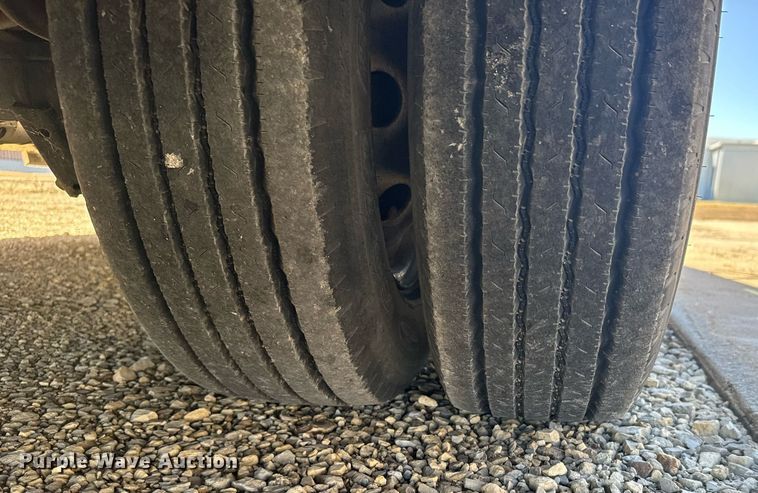 image for item NN9634 1994 Ford E350 ambulance