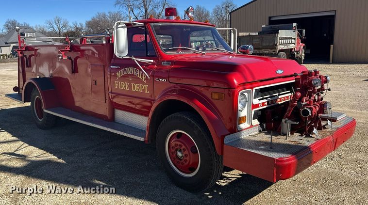 image for item NN9635 1970 Chevrolet C50 pumper fire truck