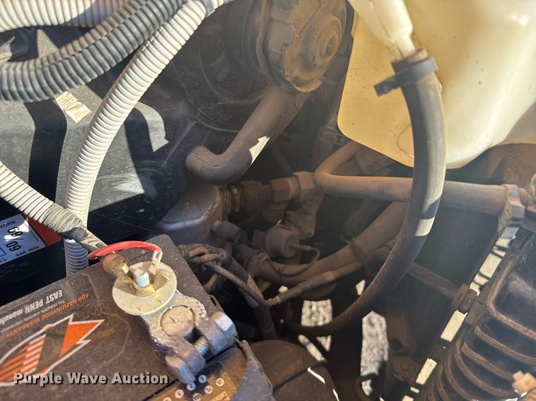 image for item NN9637 2000 GMC Magnavan school bus