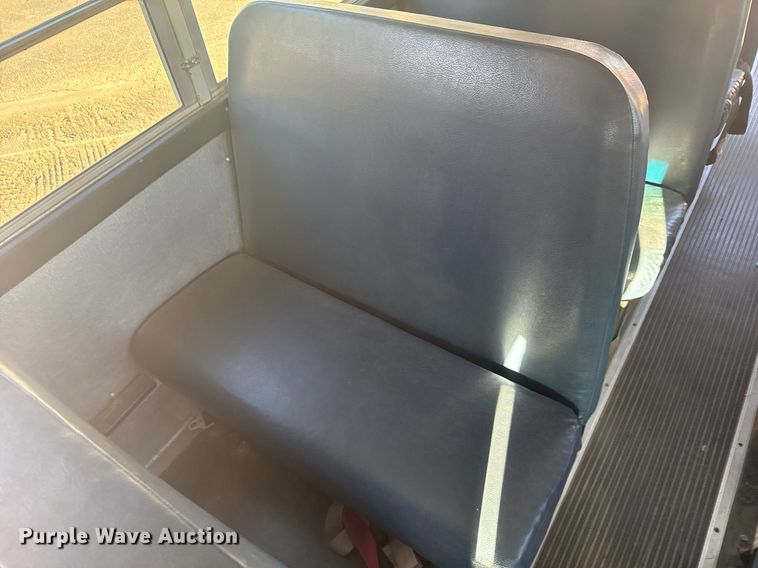 image for item NN9638 2000 GMC Magnavan school bus