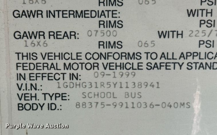 image for item NN9638 2000 GMC Magnavan school bus