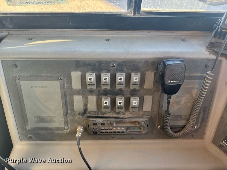 image for item NN9639 2003 Thomas Built FS65 school bus