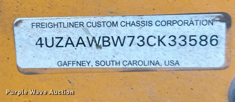 image for item NN9639 2003 Thomas Built FS65 school bus