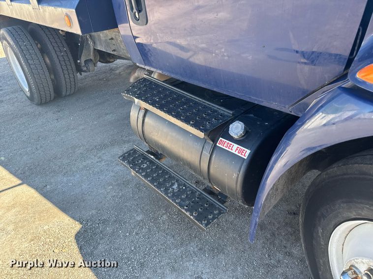 image for item NN9640 2009 International DuraStar 4300 dump truck