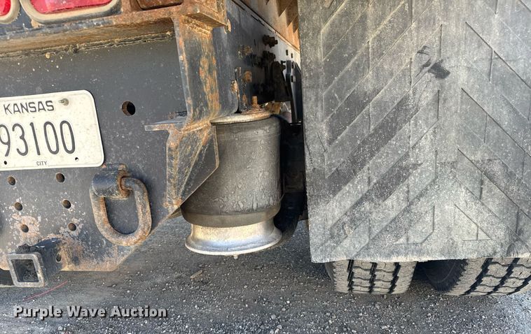 image for item NN9640 2009 International DuraStar 4300 dump truck