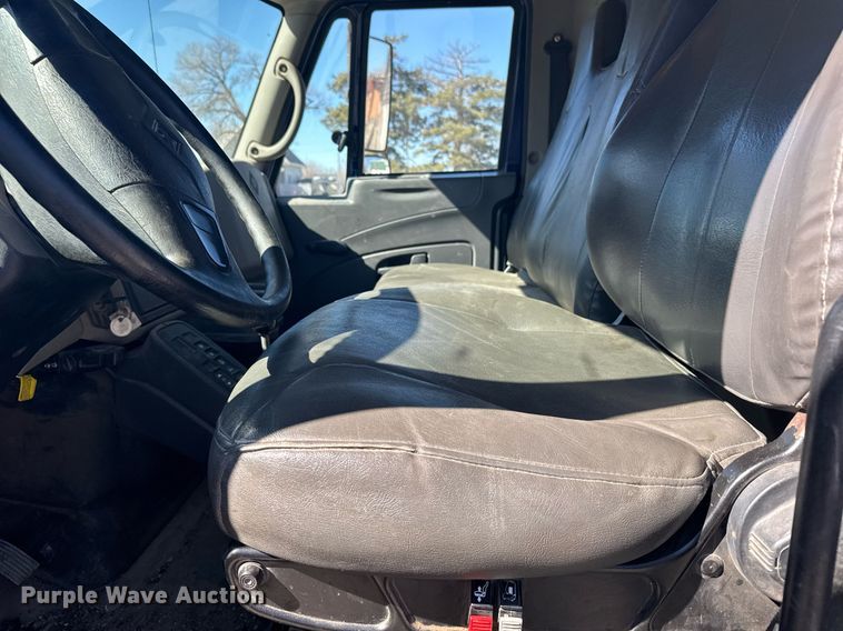 image for item NN9640 2009 International DuraStar 4300 dump truck