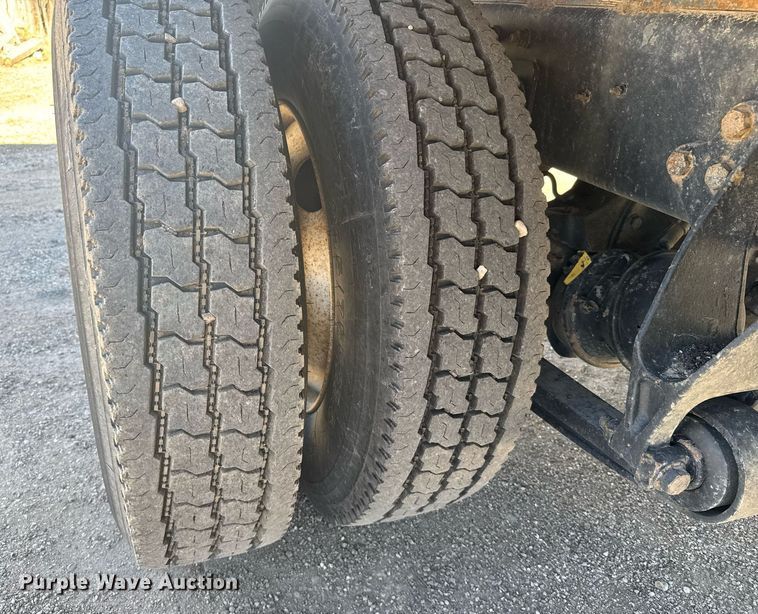 image for item NN9640 2009 International DuraStar 4300 dump truck