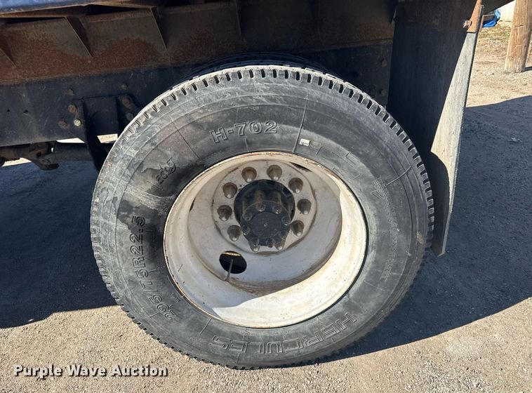 image for item NN9640 2009 International DuraStar 4300 dump truck